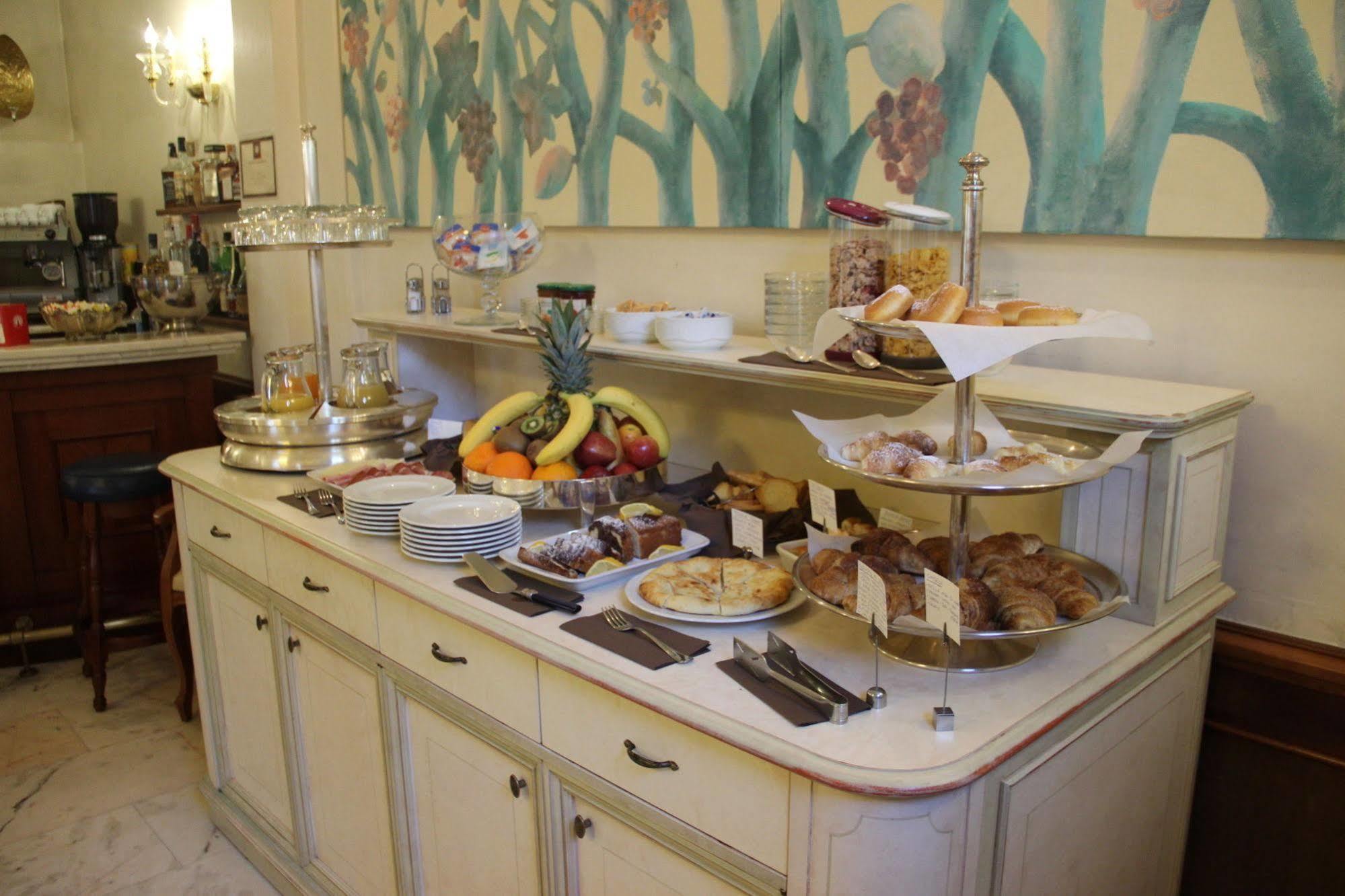 Hotel Posta Cecina  Εξωτερικό φωτογραφία