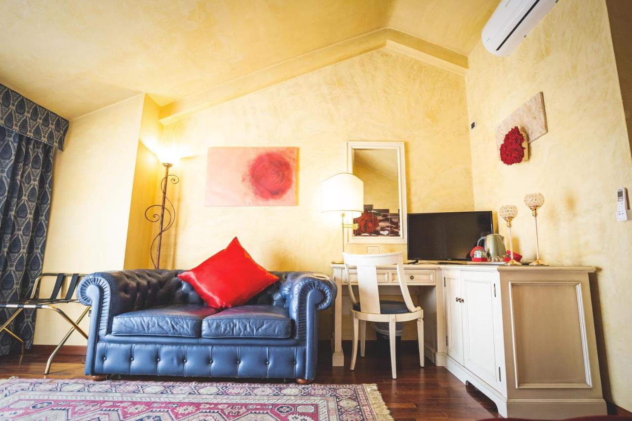 Hotel Posta Cecina  Εξωτερικό φωτογραφία
