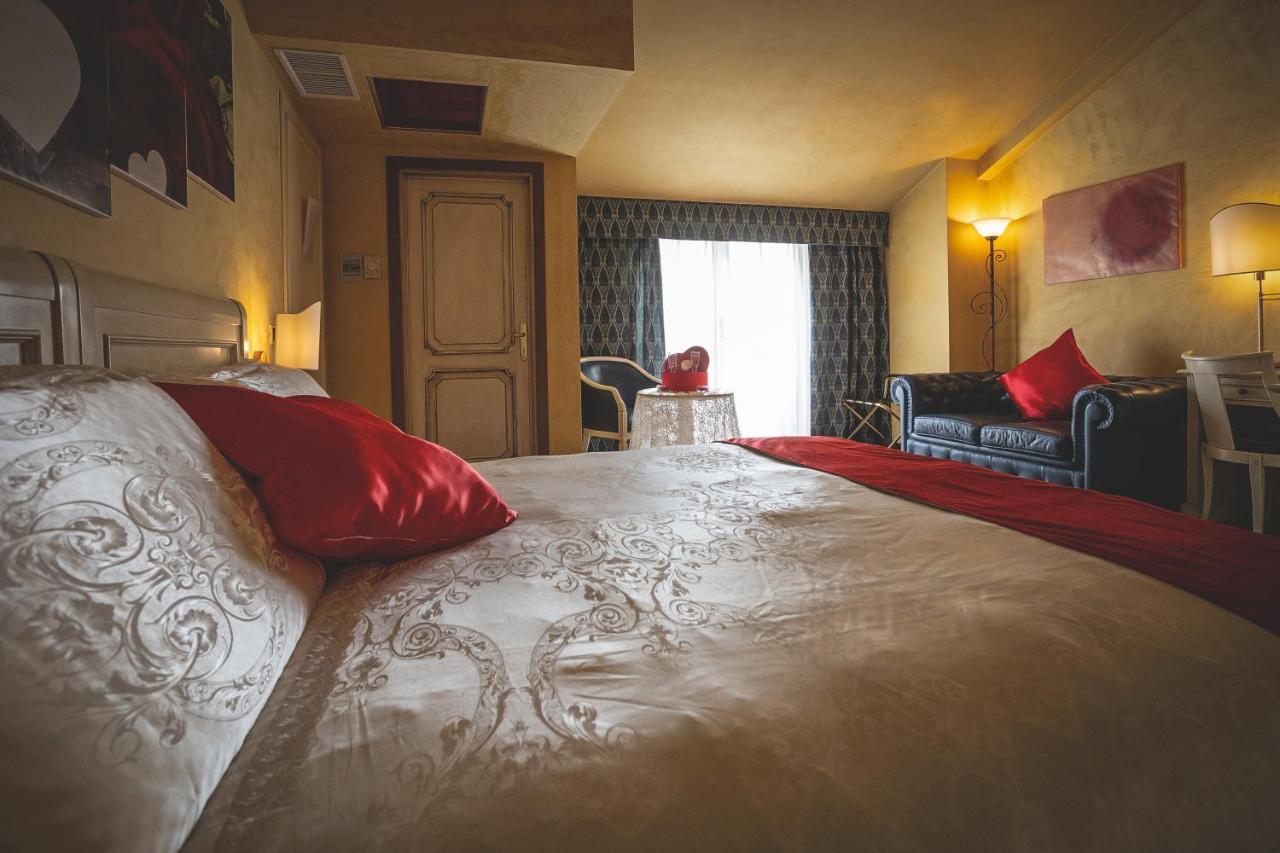 Hotel Posta Cecina  Εξωτερικό φωτογραφία
