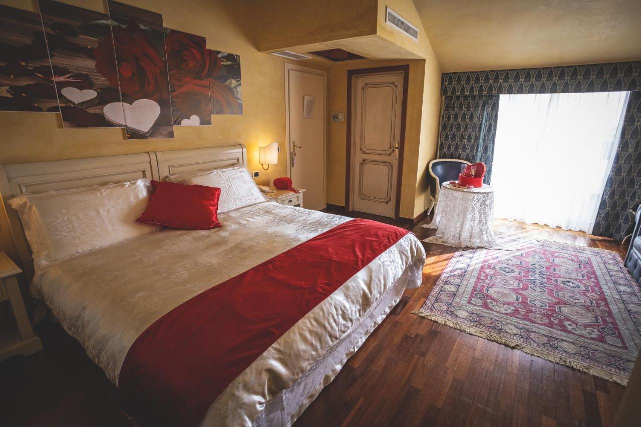 Hotel Posta Cecina  Εξωτερικό φωτογραφία